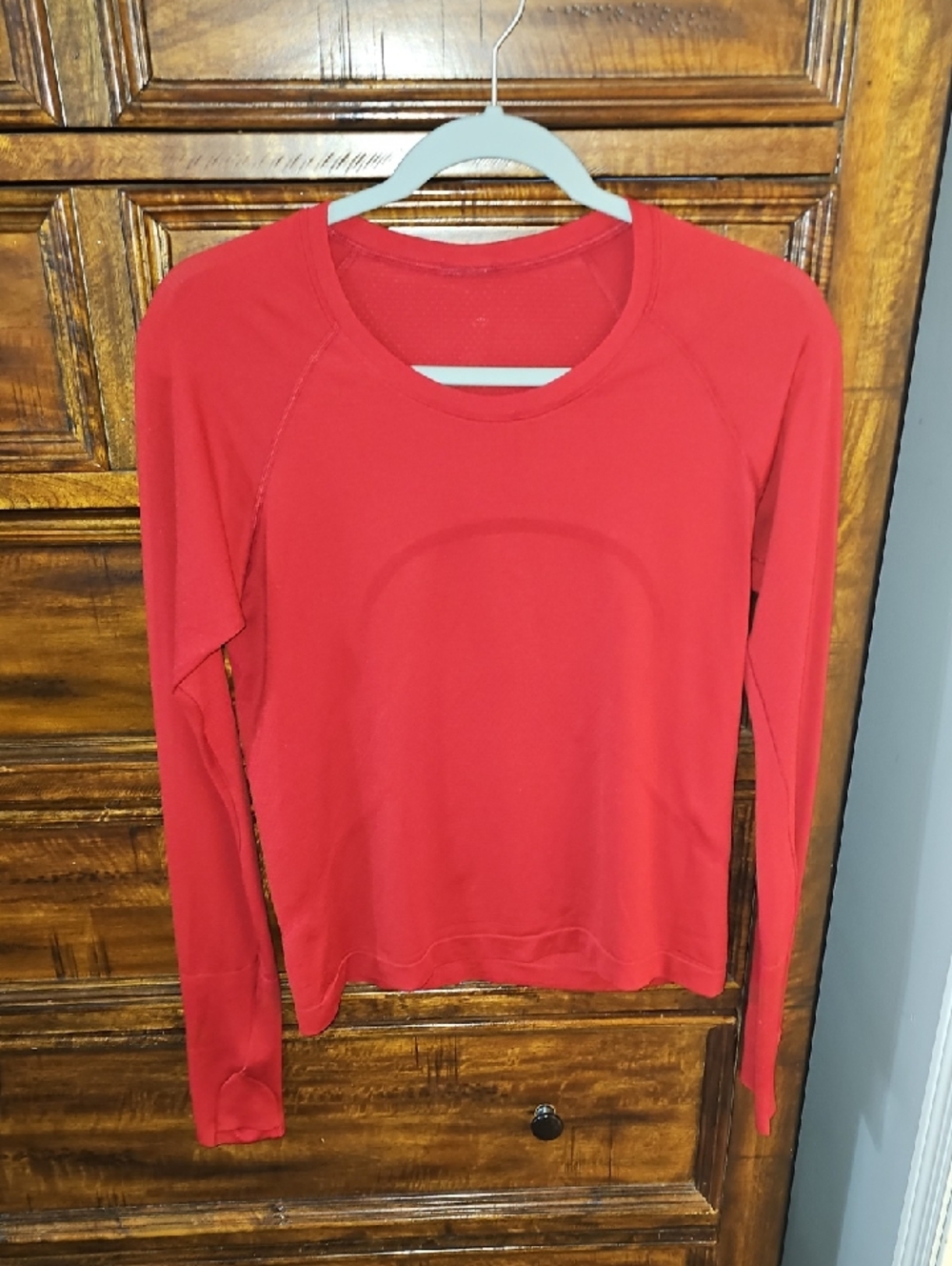 Lululemon Swiftly Tech 2.0 Sz 10! Holiday- Red And Gold!!